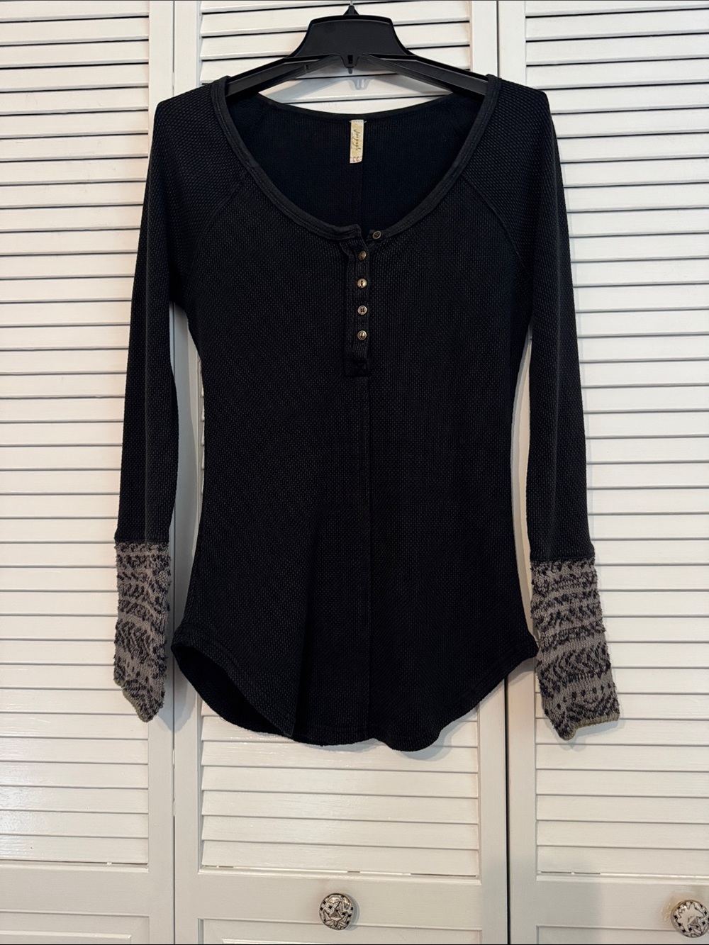 Free People Black Long-Sleeve Thermal Henley with Patterned Gray Cuffs